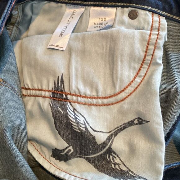 NWOT Eddie Bauer jeans slightly curvy boot cut. Inseam 30.5 inches size 20T - Picture 7 of 8